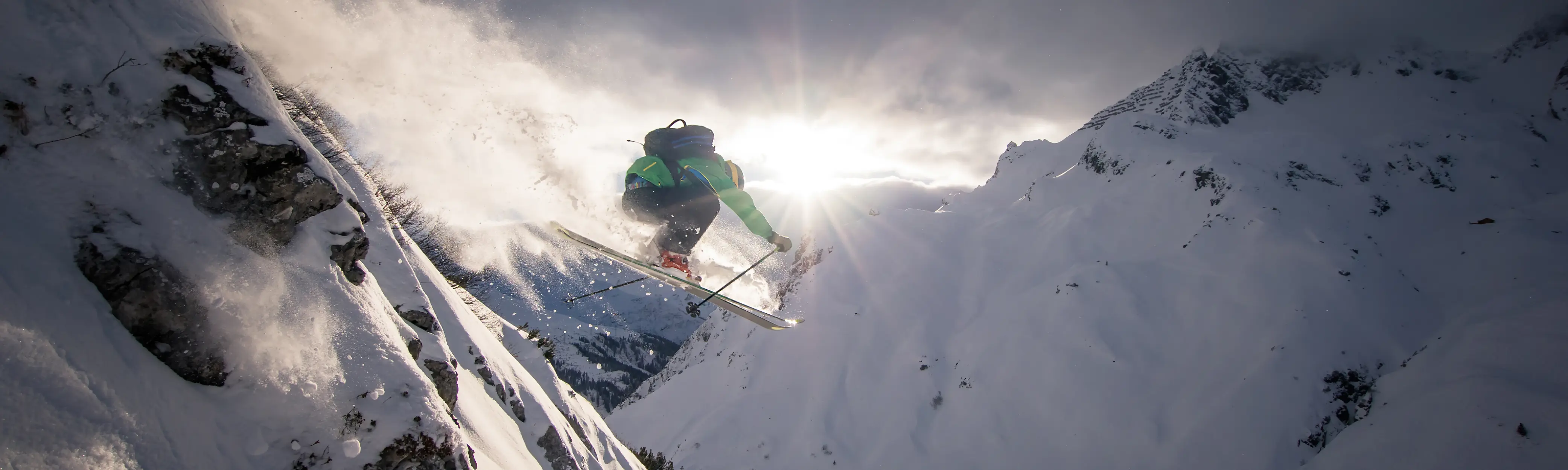 Schneevorhersagen, Wetterkarten & Schneeberichte für 3300 Skigebiete